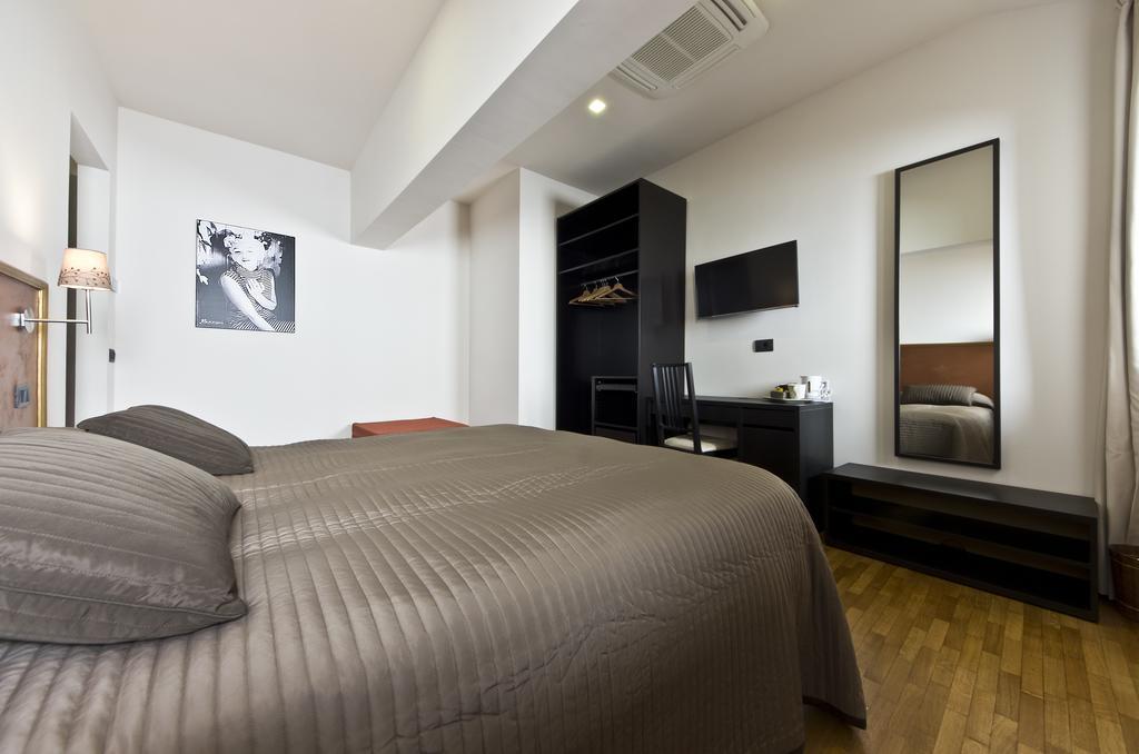 Siena Gallery - Rooms Only Bed & Breakfast