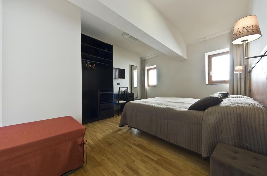 Siena Gallery - Rooms Only Bed & Breakfast 3*