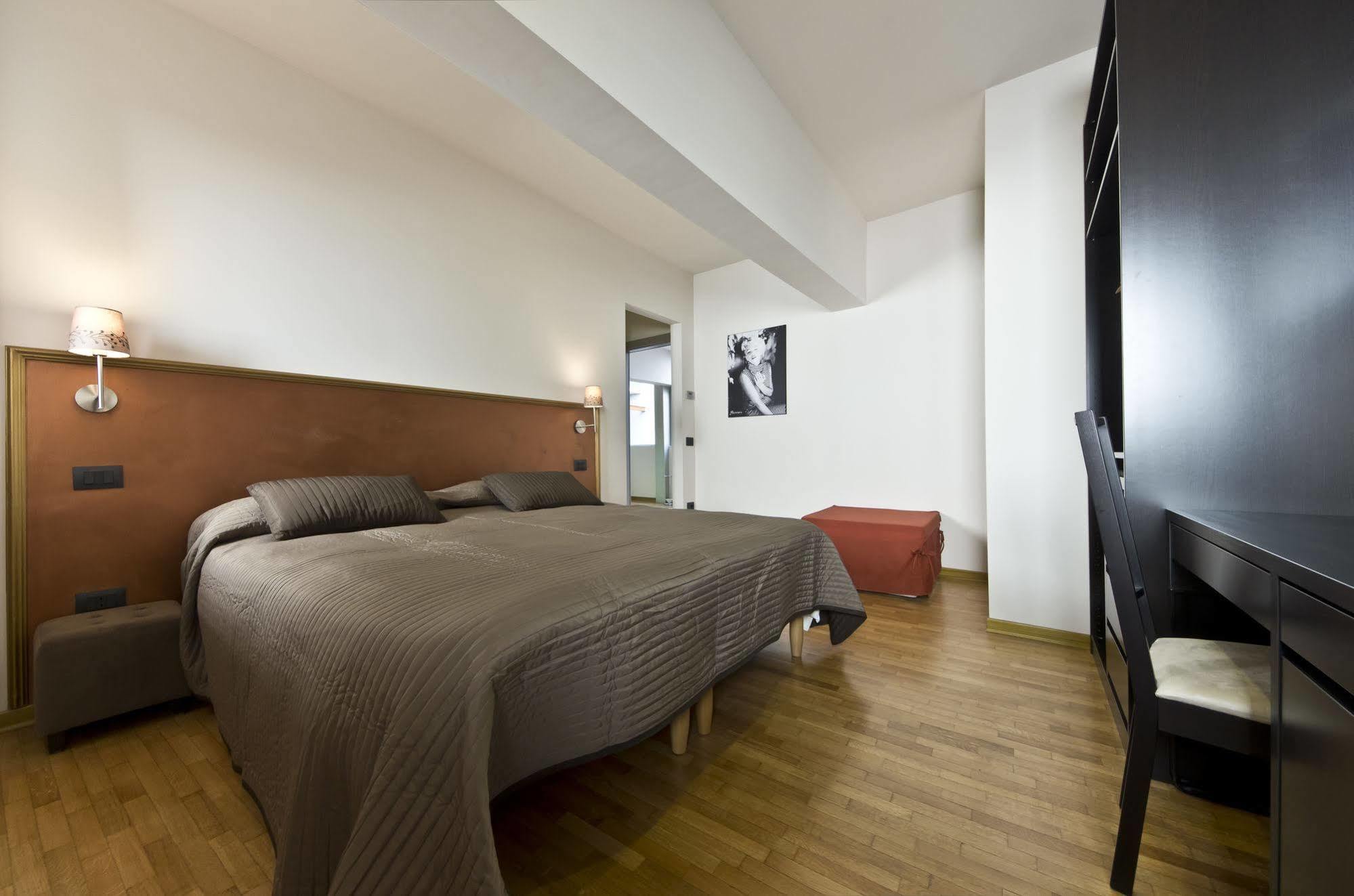 Siena Gallery - Rooms Only 3*