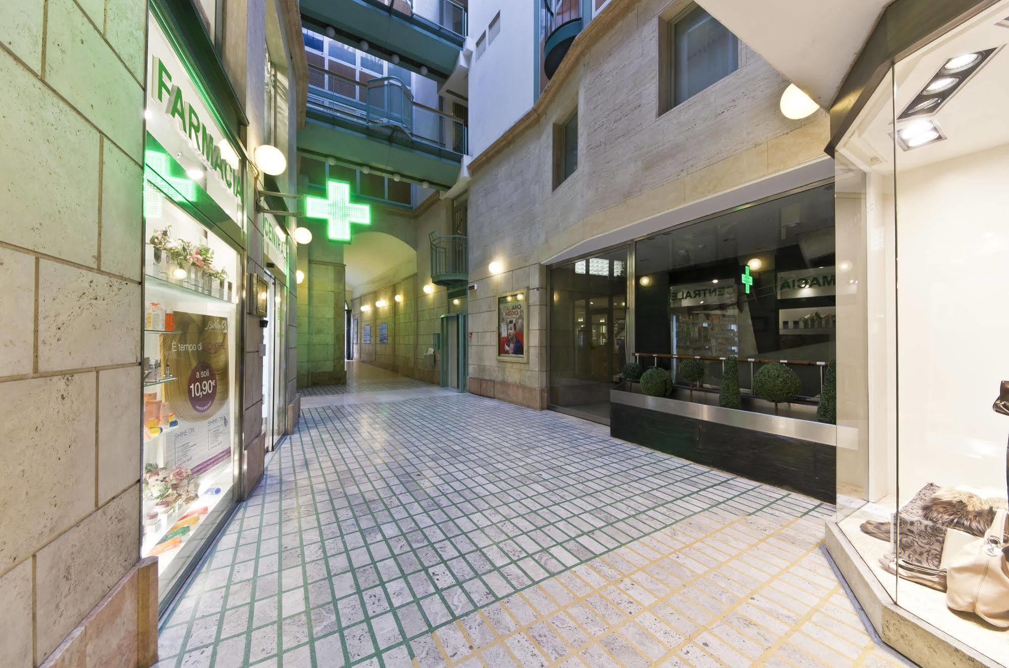 Siena Gallery - Rooms Only Bed & Breakfast 3*